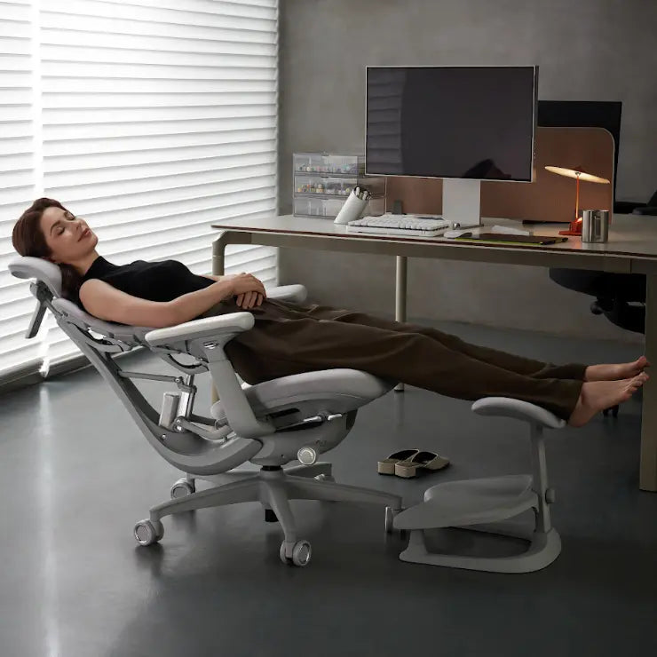 LiberNovo Omni Smart Dynamic Ergonomic Chair