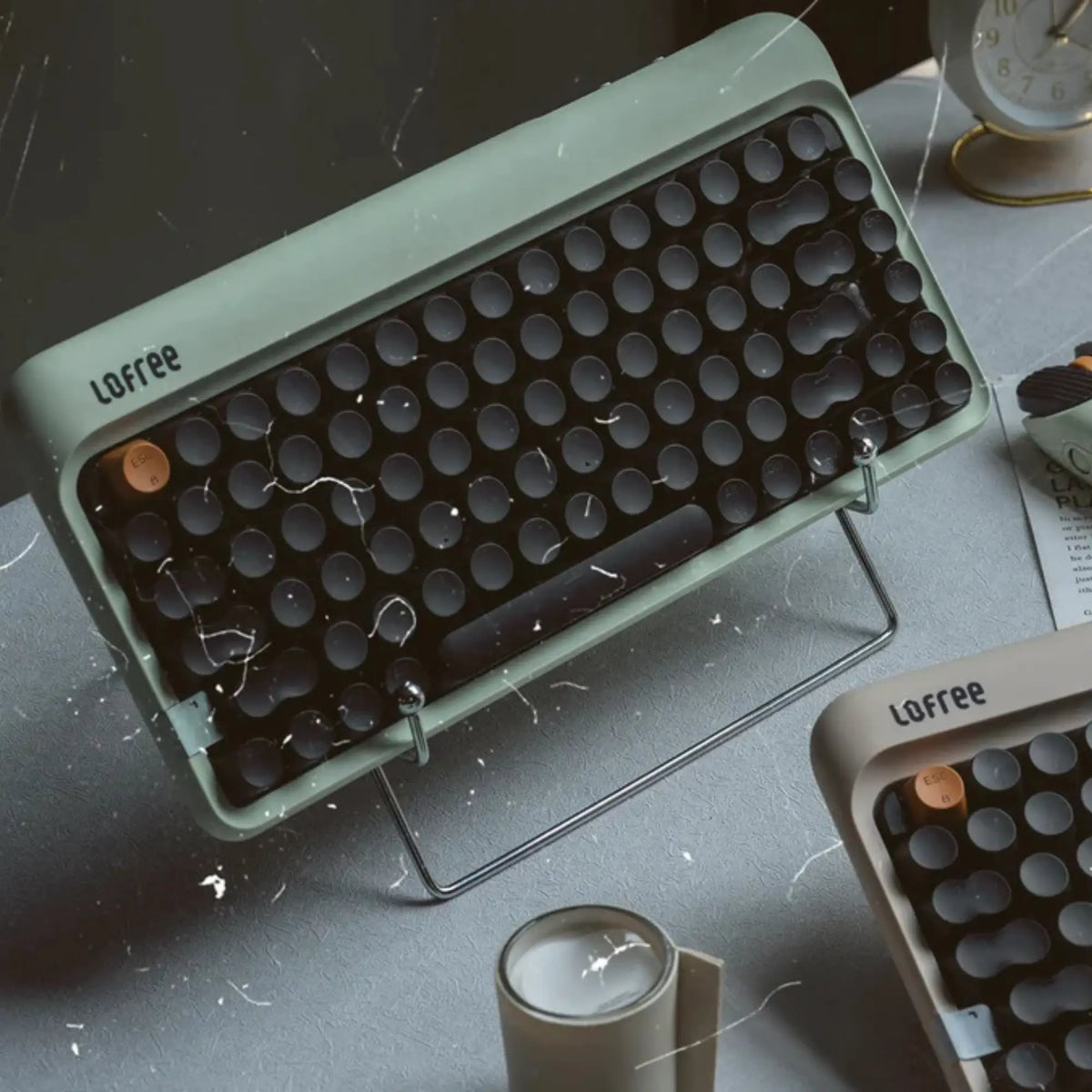 Lofree 1970s Tri-mode Hot-Swap Retro Wireless Mechanical Keyboard (Olive)