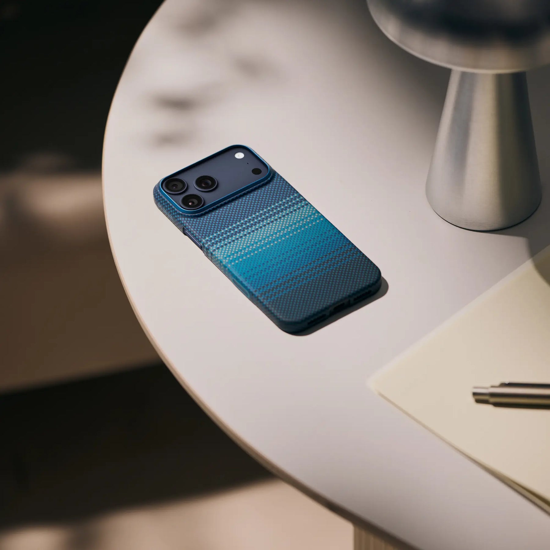 PITAKA Aramid Fibre Ultra-Slim Case